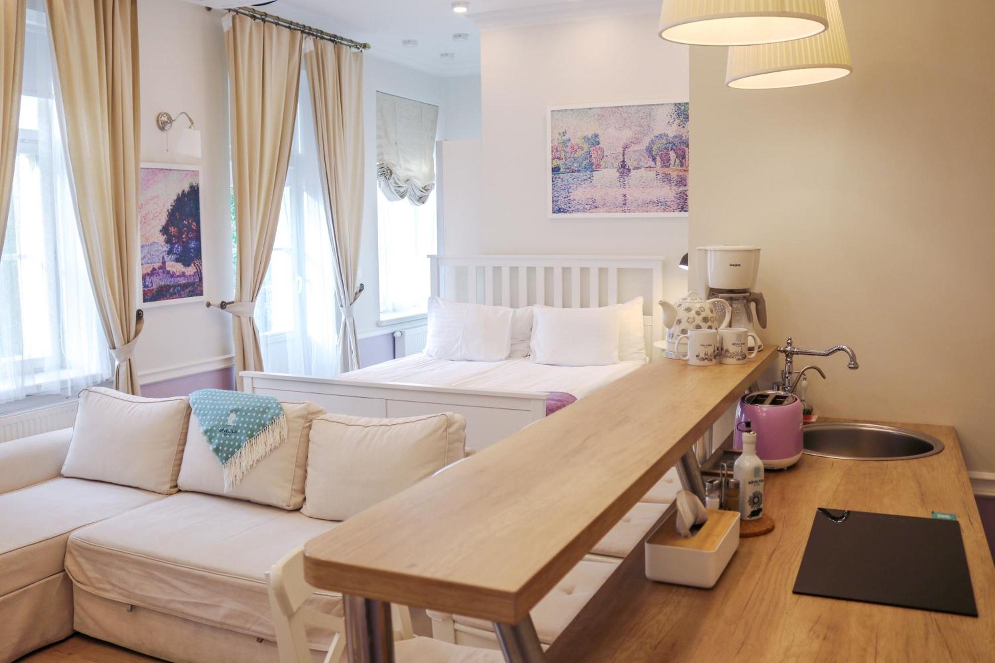 Revelton Suites تالين المظهر الخارجي الصورة
